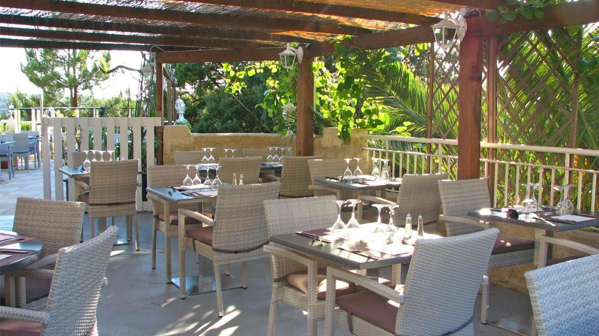 Hotel & Appartements Acqua Dolce Eccica-Suarella  Екстер'єр фото